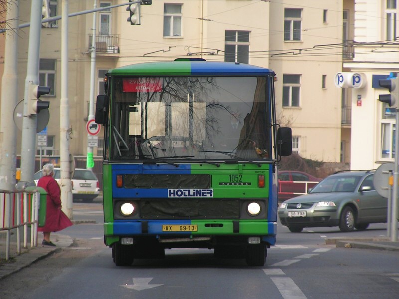1052